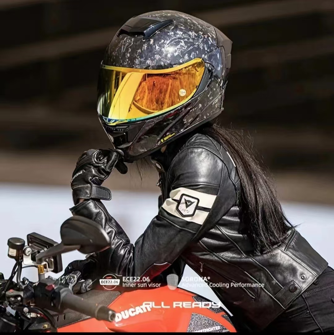 AR 12K Carbon Fiber Motorcycle - đánh giá và giá Carbon Fiber Lightweight Motorcycle Helmet